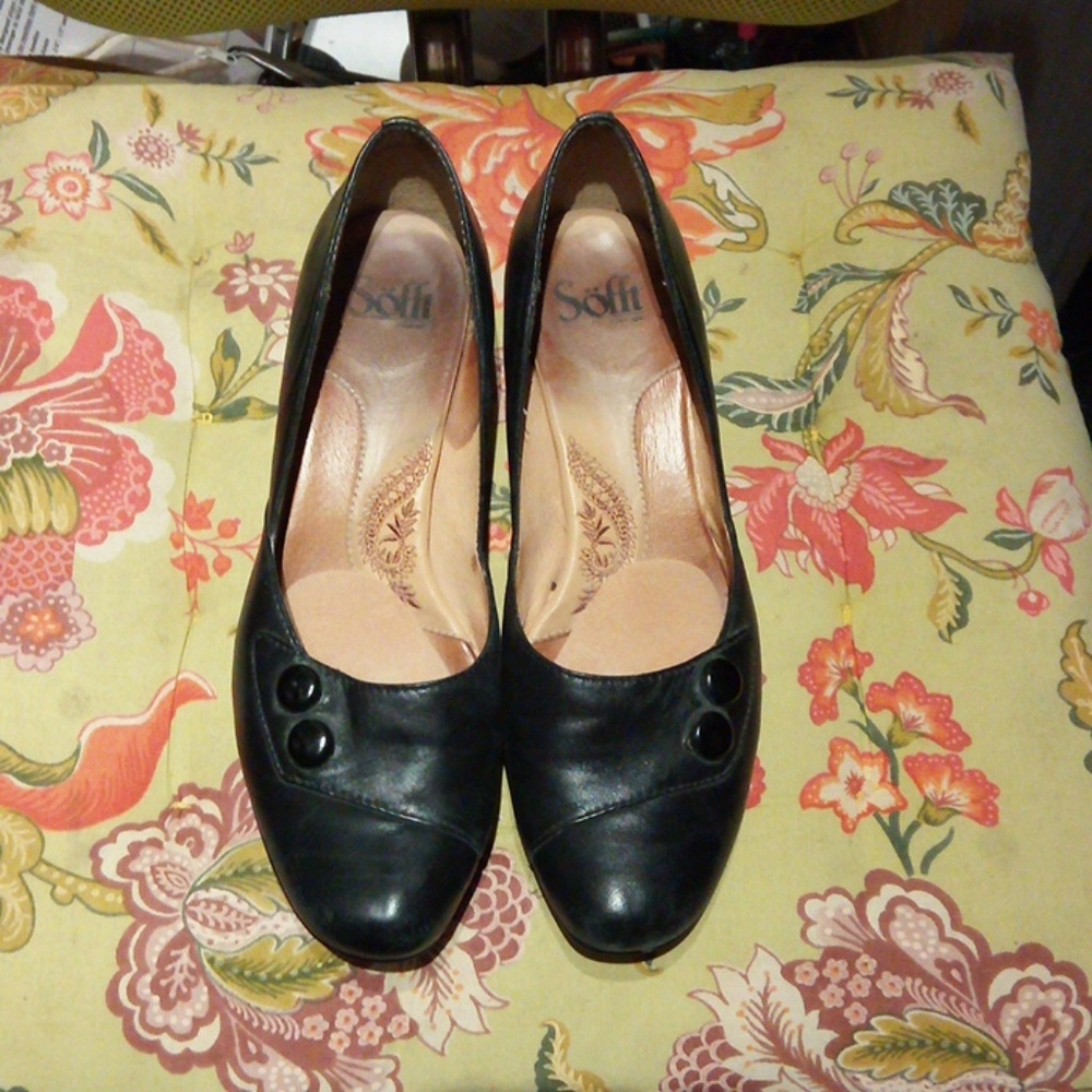 Sofft black pumps size 8 1/2